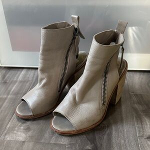 Dolce Vita Taupe Peep-Toe Heeled Boots